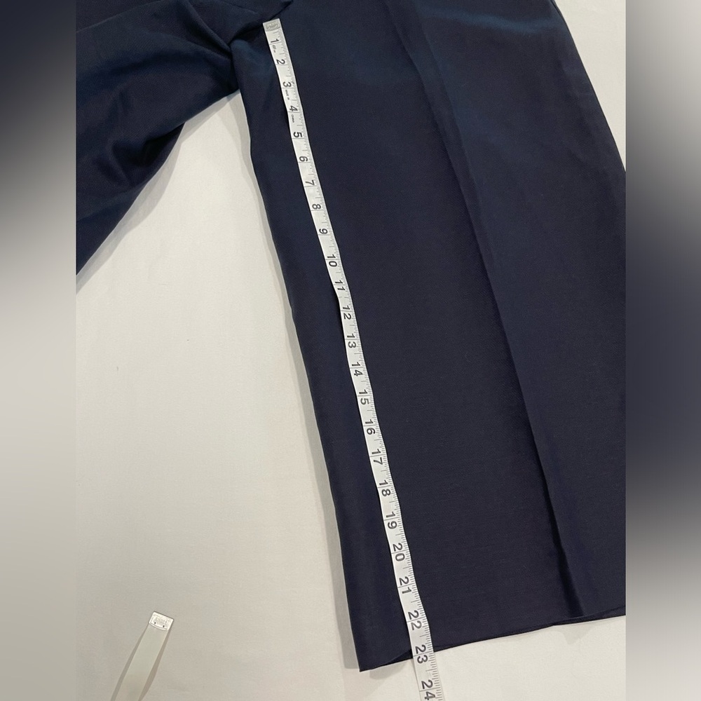 LOFT | Women’s Linen Blend Wide Leg Crop Pants | Navy | 6 - Picture 5 of 9